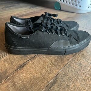 Black vans 10.5